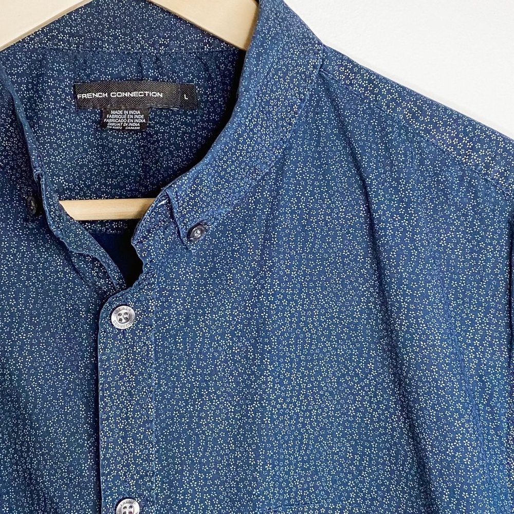 French Connection | Floral Print Blue Short Sleeve Button-down Short | Large